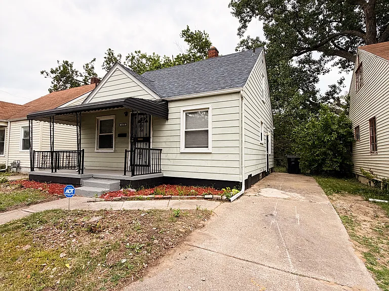 14550 Northlawn St — Photo 2
