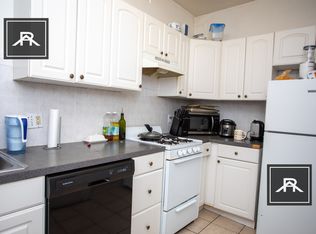 315 Saint Paul St #3, Brookline, MA 02446