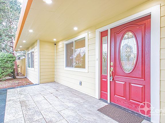 5th image of 1410 SE 155th Ave