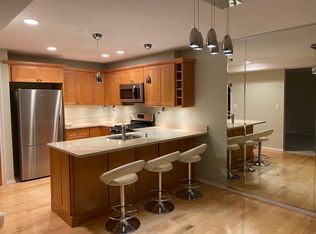 78 Uplands Way #20D, Glastonbury, CT 06033