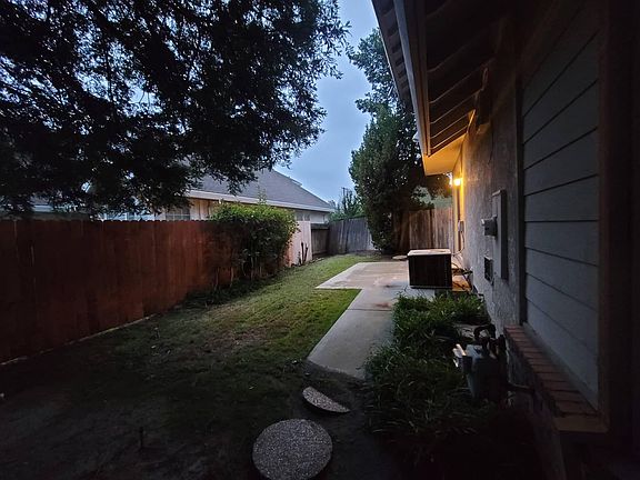 2nd image of 5600 Delcliff Cir