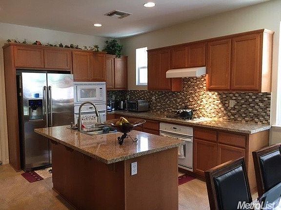 5th image of 2179 Frank Blondin Ln