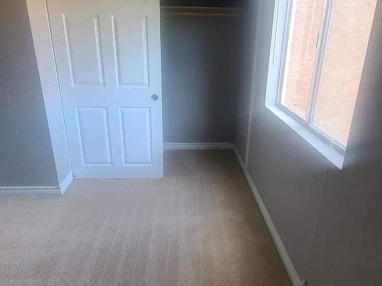 5061 River Glen Dr #70 — Photo 12
