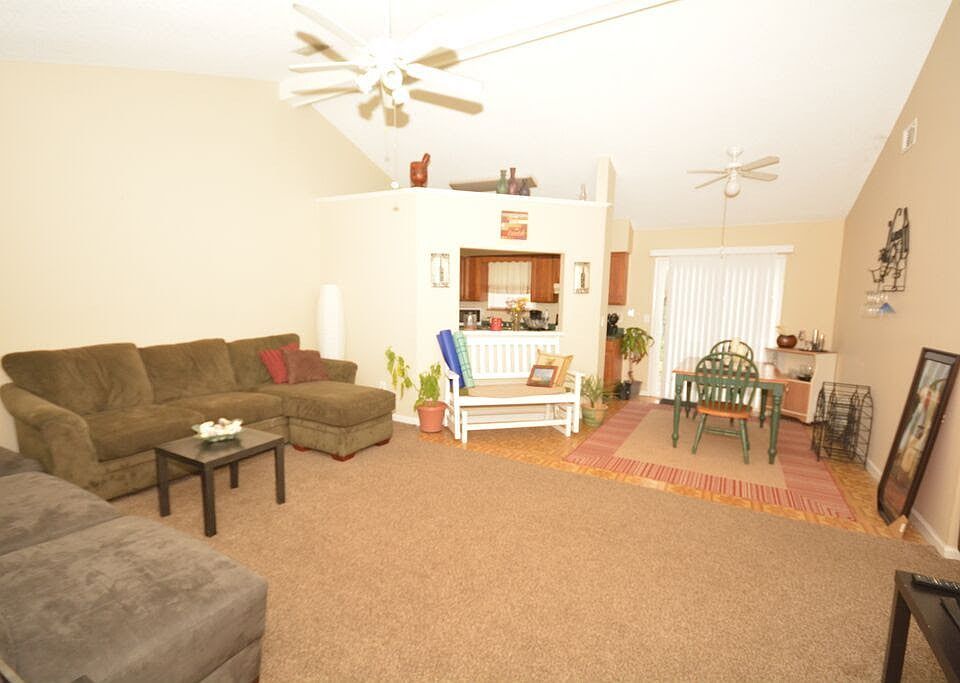 2nd image of 2650 San Francisco Blvd