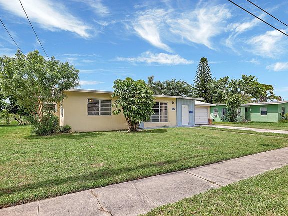 2nd image of 3280 SE Monte Vista Street