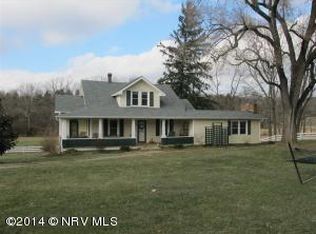 5000 Whitethorne Rd, Blacksburg, VA 24060