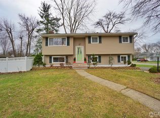 3 Appleton Ter, Old Bridge, NJ 08857