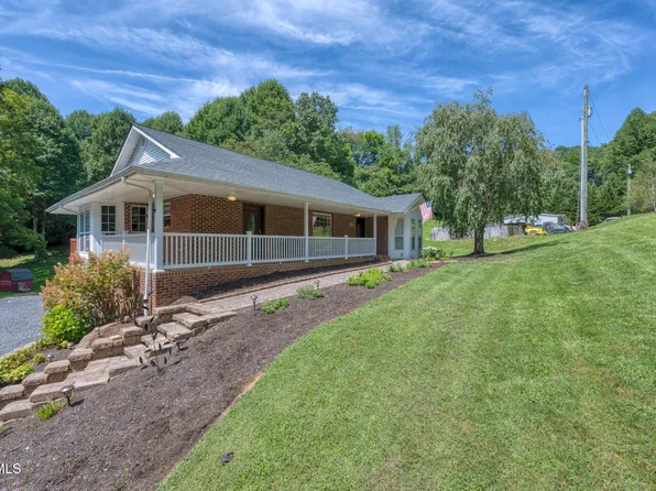 10428 Oak Grove Rd, Bristol, VA 24202