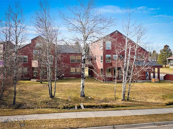 4th image of 102 Hoffman Dr APT 1