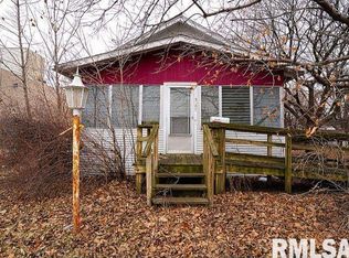 3107 9th St, Rock Island, IL 61201