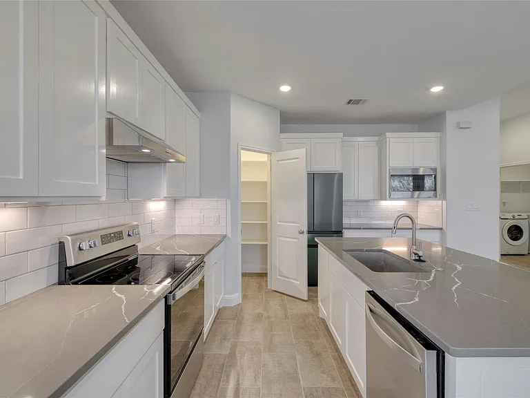 132 Kahalulu Dr — Photo 9