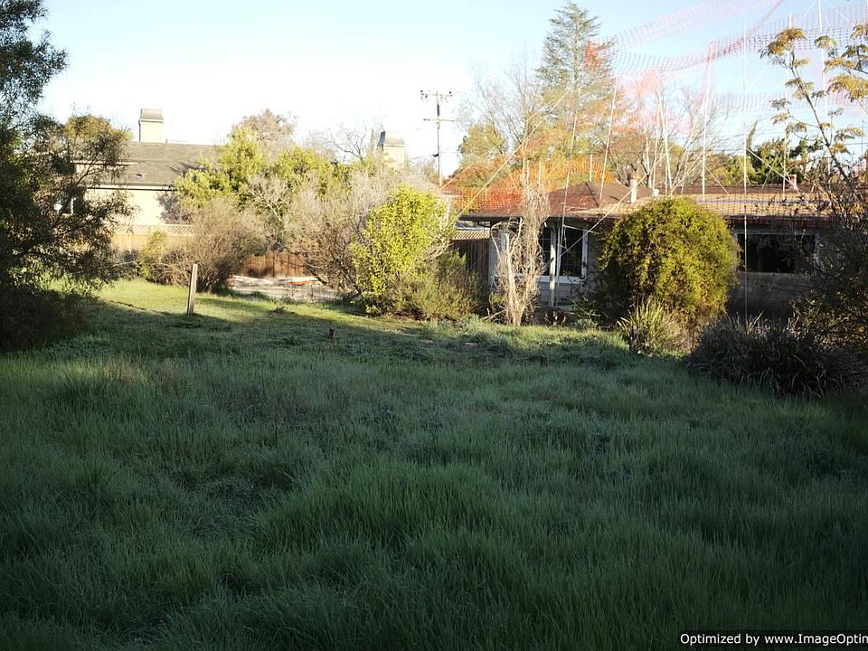 2nd image of 16666 Topping Way