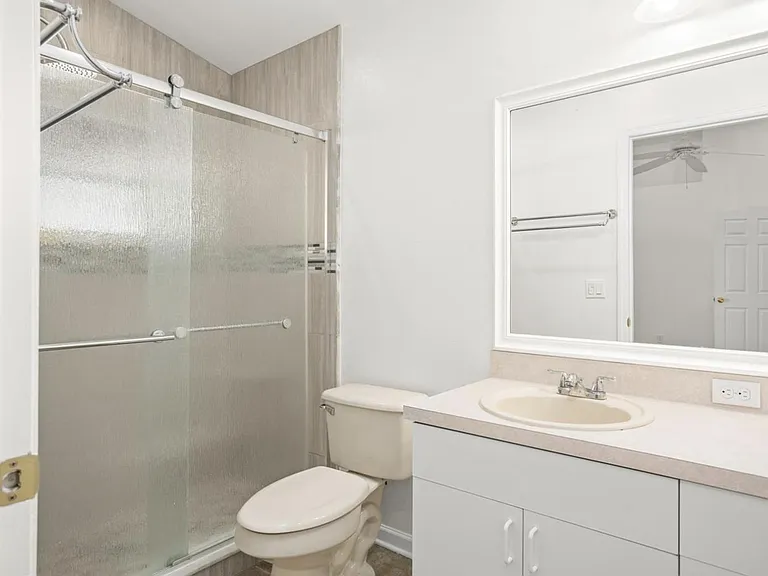 948 Grassy Island Ln — Photo 3