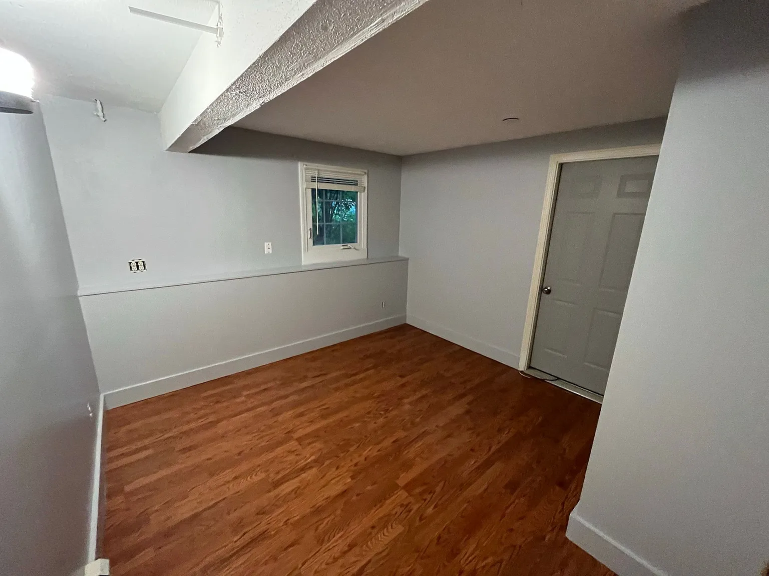 1 bed, 1.0 bath, $875 — Photo 4