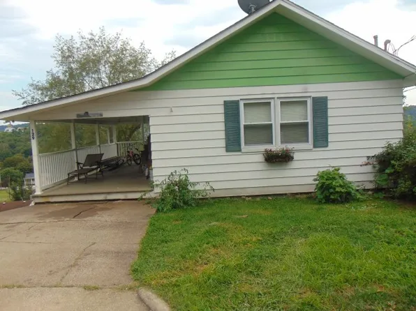 129 Summit St, Spencer, WV 25276