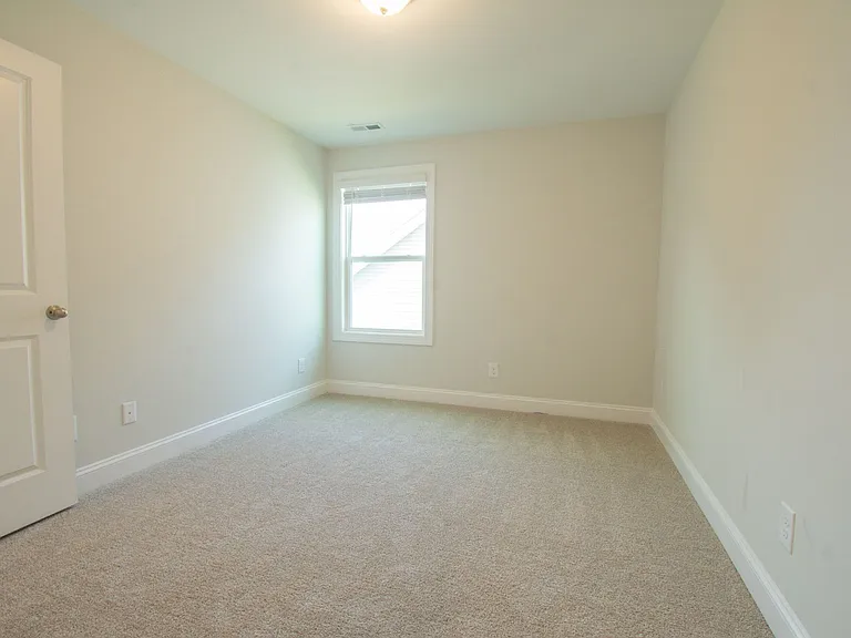 5611 Pondhaven Dr — Photo 26