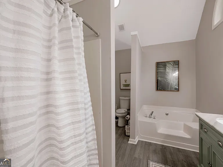 6839 Sandy Creek Dr — Photo 15