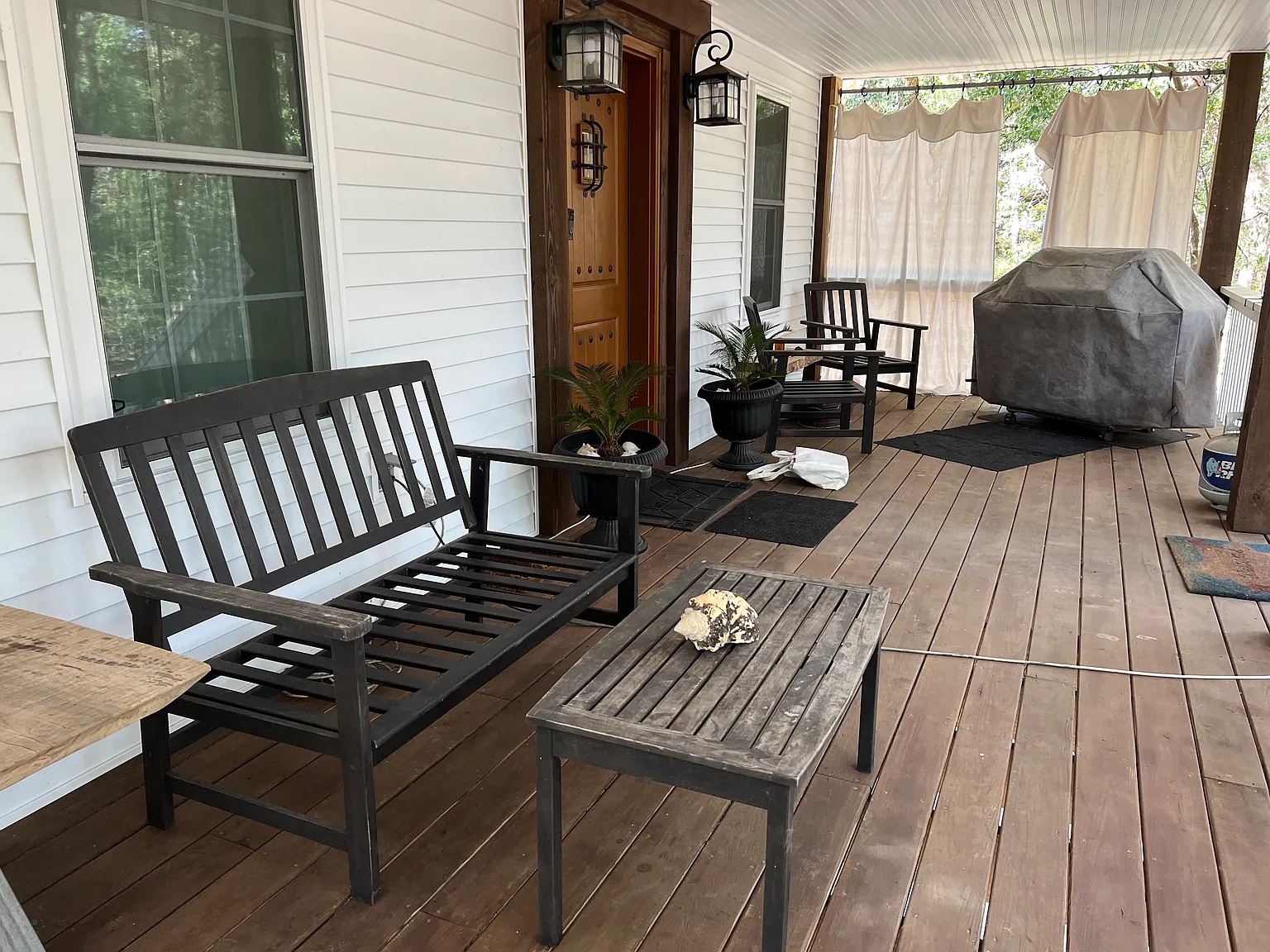 3 bed, 2.5 bath, 1872 sqft, $4,000 — Photo 3