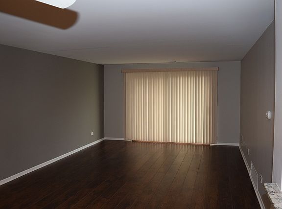 5th image of 7502 Farmingdale Dr APT 205