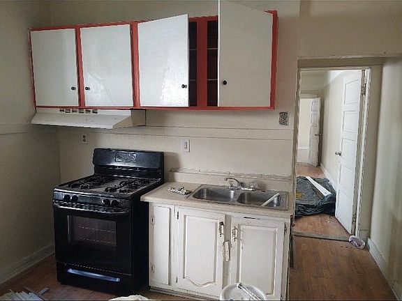 5th image of 4232 Dhemecourt St