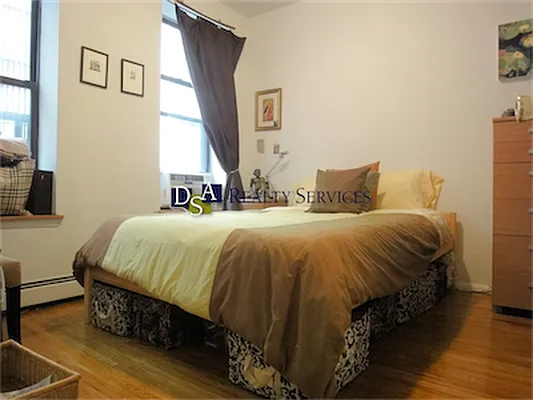 Rented by DSA Realty | media 36