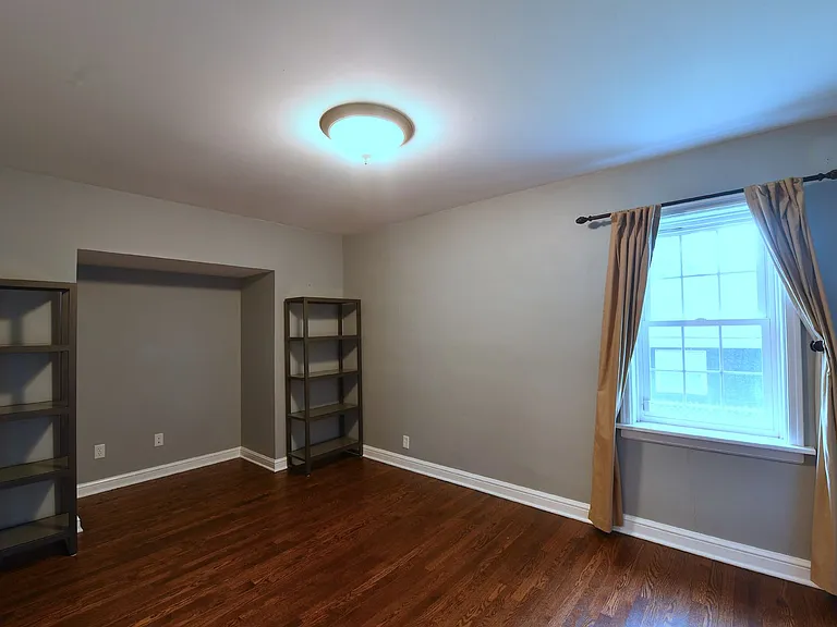 106 Manlyn Dr — Photo 32