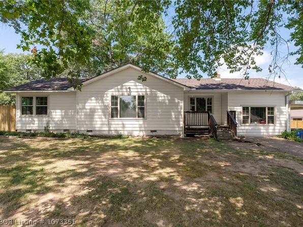 1011 N 49th St, Fort Smith, AR 72904