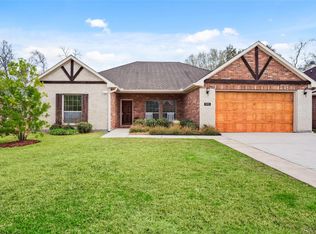 1995 Brentwood Dr, Alvin, TX 77511