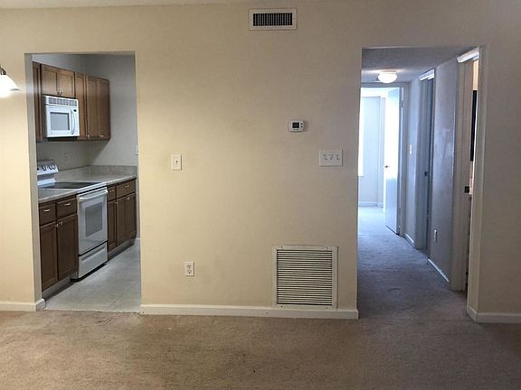 2nd image of 3505 Sable Palm Ln Unit A