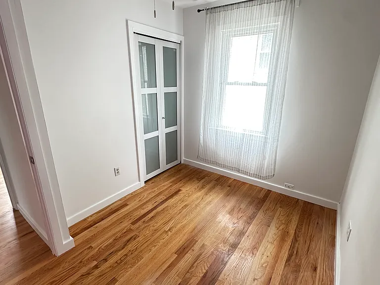 19 Hale St #1 — Photo 6