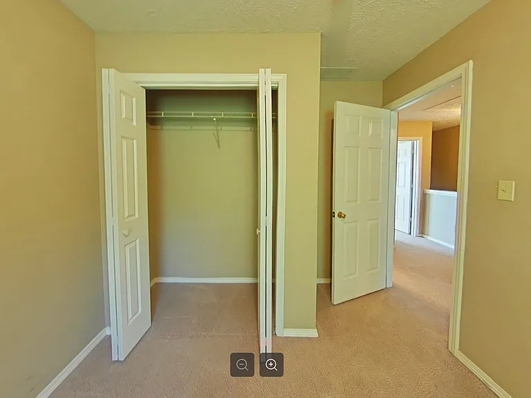 1383 W Allen St #B2 — Photo 8