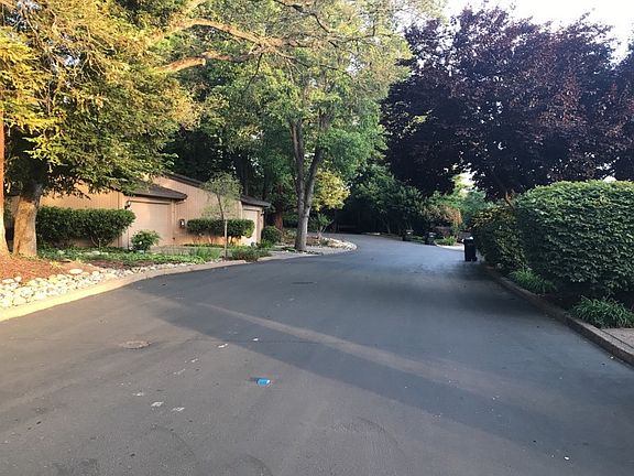 4th image of 4128 Naturewood Ct
