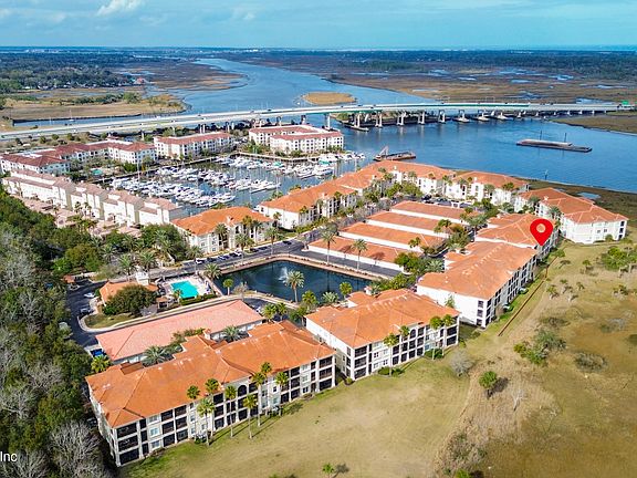3rd image of 13846 ATLANTIC Boulevard #703