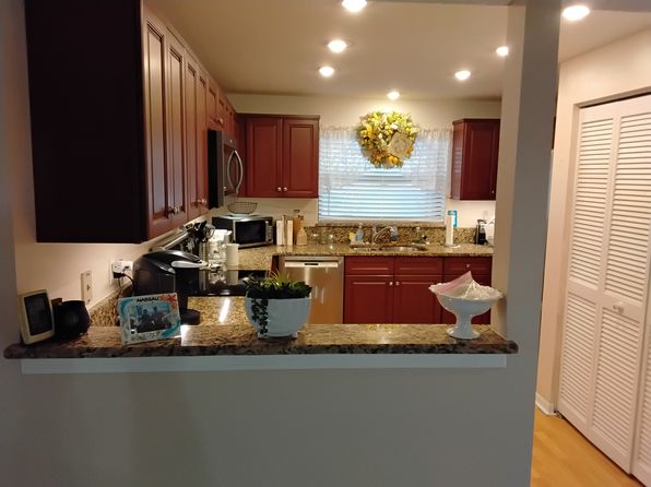 1841 SW Palm City Rd APT D101