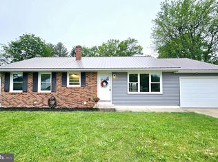 211 Ewell Ave, Gettysburg, PA 17325
