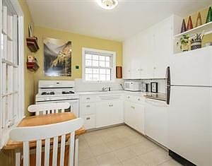3rd image of 312 Brierwood St