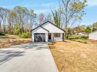 111 Iris Ln, Gaffney, SC 29341