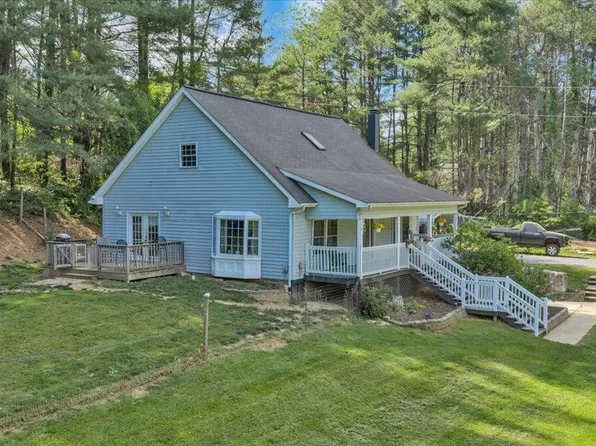 112 Shawsville Pike NE, Floyd, VA 24072