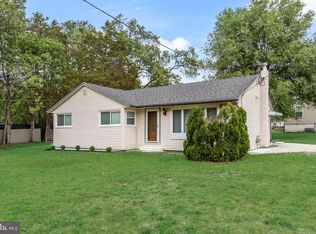 925 Lower Landing Rd, Blackwood, NJ 08012