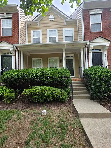 7025 Sunnywood Dr Photo 1
