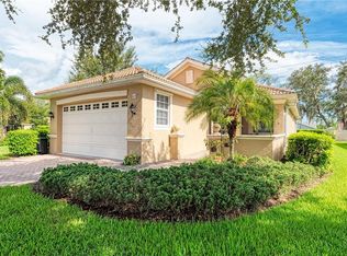 4221 Reflections Pkwy, Sarasota, FL 34233