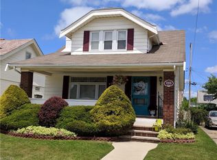 7006 Kenneth Ave, Parma, OH 44129