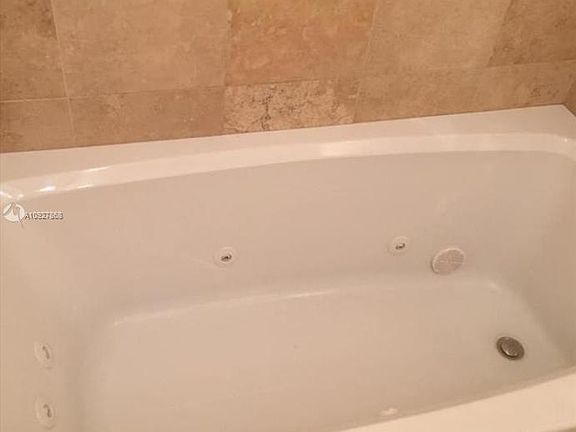 5th image of 6960 Miami Gardens Dr #2520