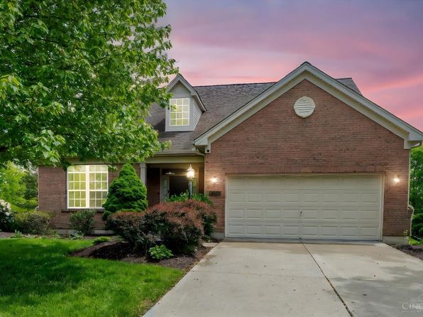 8339 Jeannes Creek Ln, West Chester, OH 45069