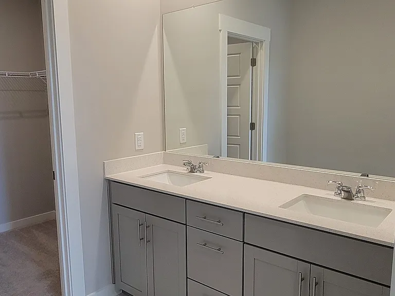 382 Casper Dr #1 — Photo 3