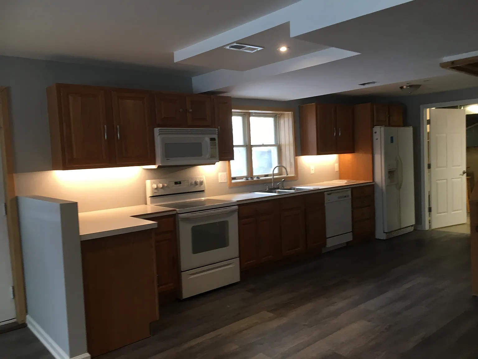4 bed, 2140 sqft, $1,500 — Photo 1