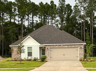 139 Apollo Ave E, Freeport, FL 32439