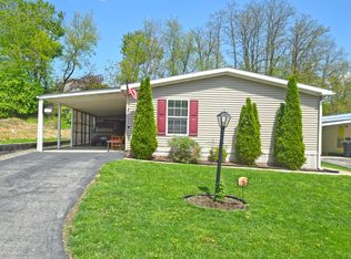 117 Hawthorne Ct, Delmont, PA 15626