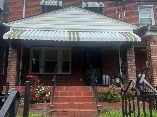 2202 U Pl SE, Washington, DC 20020