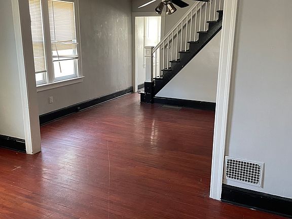 3rd image of 67-69 Sisson Street